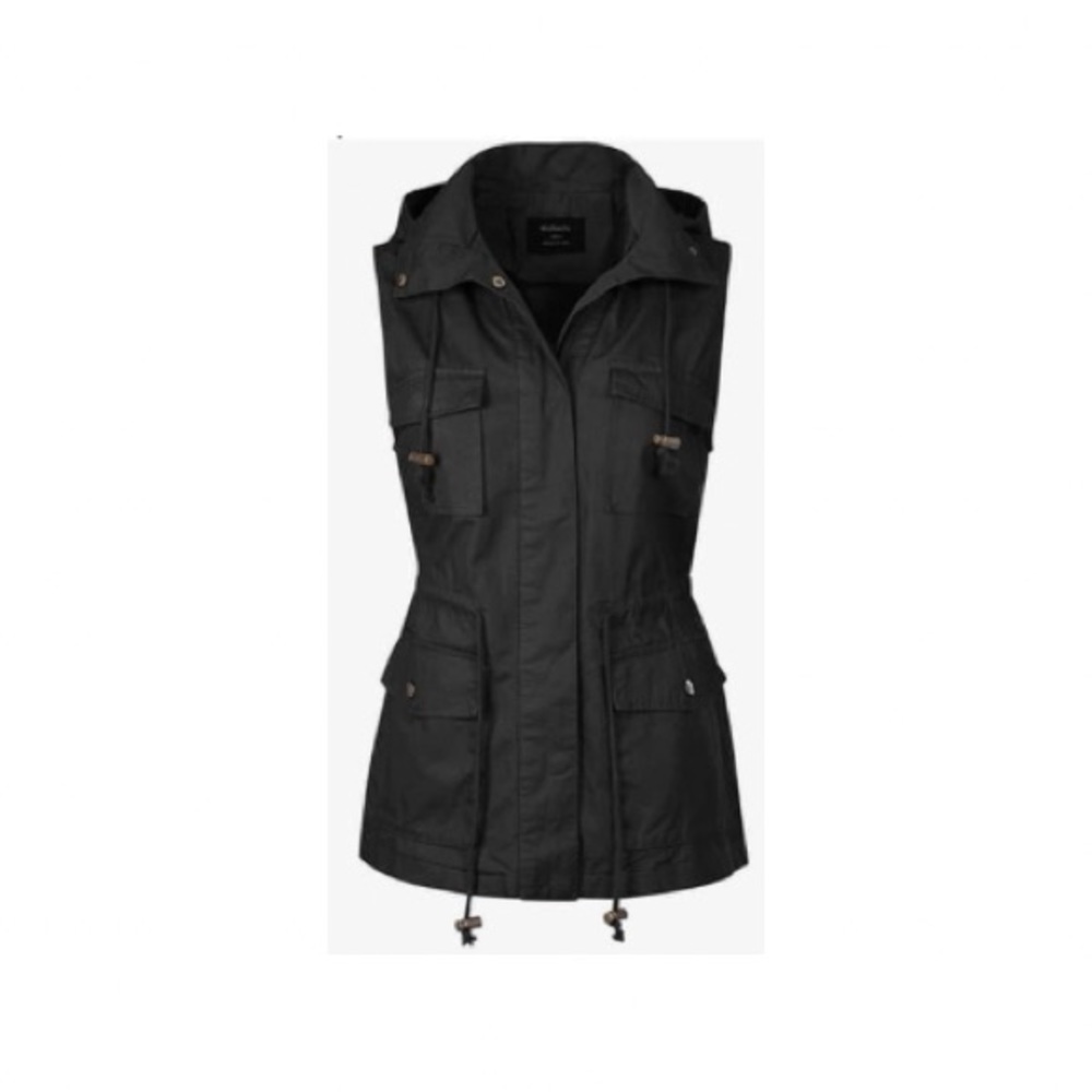 COPY - Black Vest/Utility vest size:M 
Lightweight with pockets
Mix and Match e…